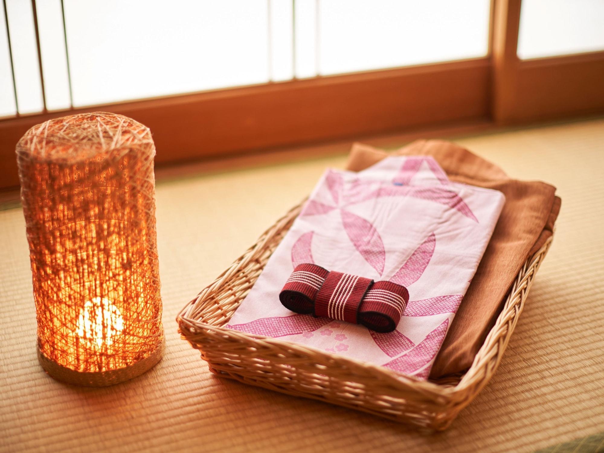 Отель Ooedo Onsen Monogatari Enakyo Экстерьер фото