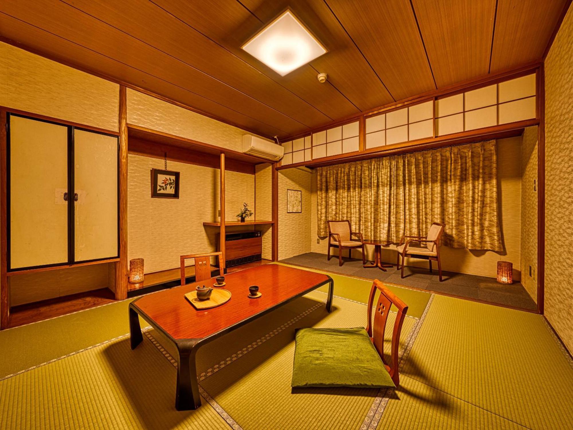 Отель Ooedo Onsen Monogatari Enakyo Экстерьер фото